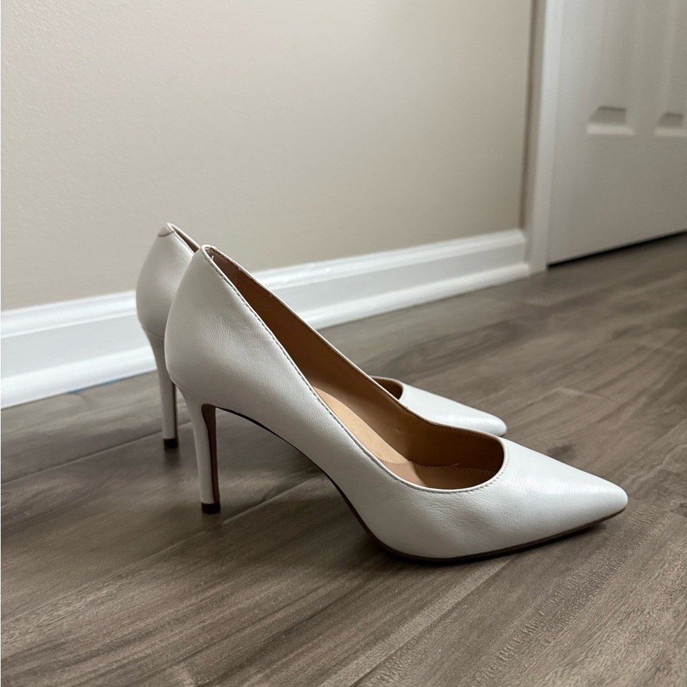 Elegant White Leather Women's Heels in size 37